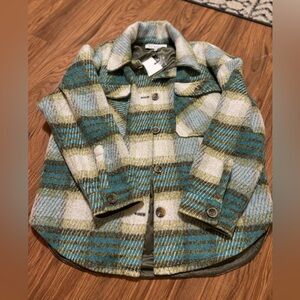 Women’s size Large plaid jacket NWT